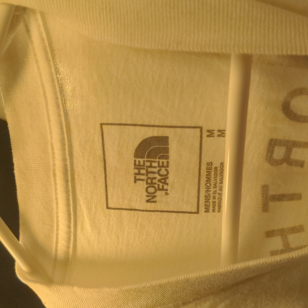 The north face medium short sleeve bearscape tee nwt - Picture 2 of 8